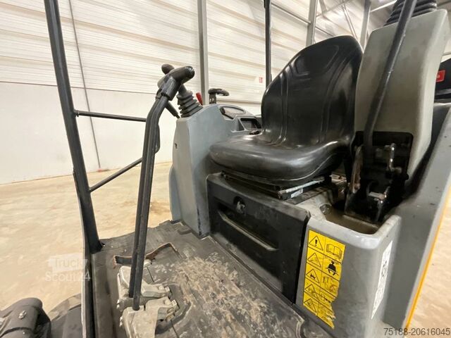 Mini-escavadora Bobcat E 17