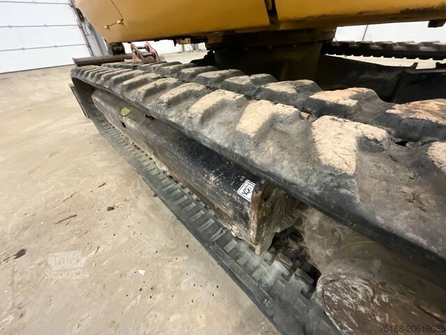 Minibagger CAT 302.7 D CR