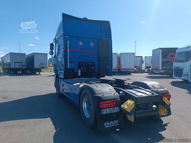 جرار زراعى Daf XF 530 FT