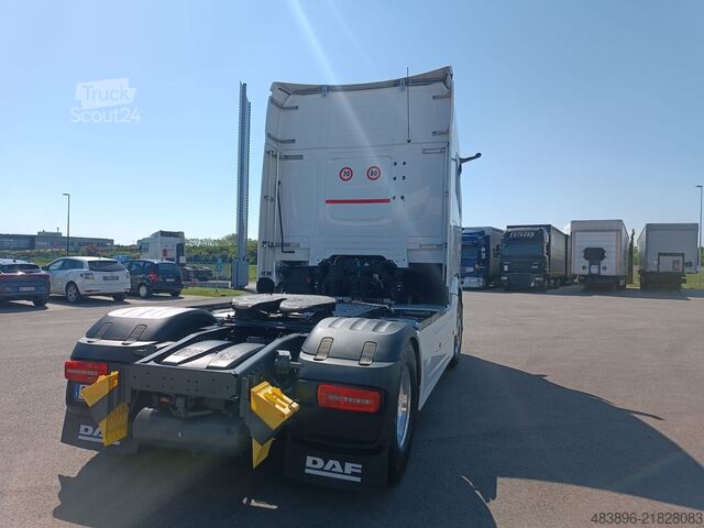 Traktorius Daf XG+ 530 FT