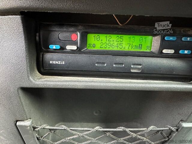 BE-trekker Iveco 40C / BE COMBI 10T WITH VELDHUIZEN P31-5A / CRE...