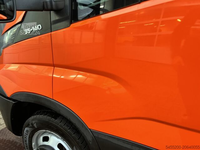 Plataforma de carga Iveco Daily 35C14 2.3 375 Laadklep 500kg Trekhaak 350...