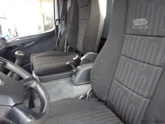 Üç yönlü damperli kamyonet MERCEDES-BENZ Atego 3 Kipper OM934