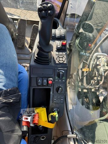 Pelle sur pneus VOLVO EWR150E Mobilbagger mit ROTATOR ENCONG EC319