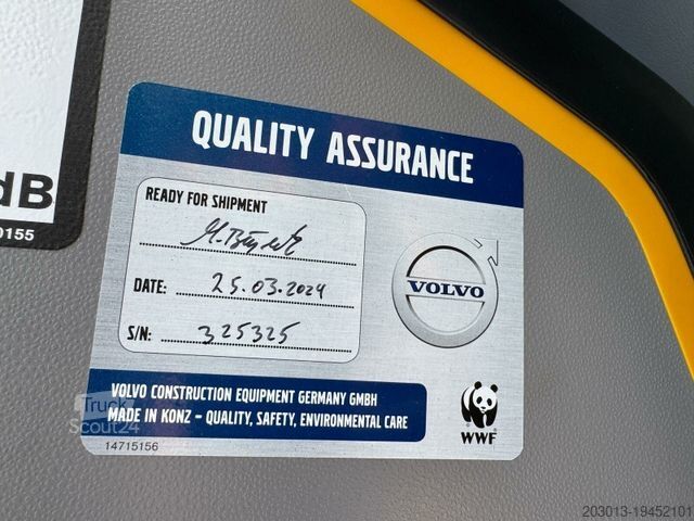 Pelle sur pneus VOLVO EWR150E Mobilbagger mit ROTATOR ENCONG EC319