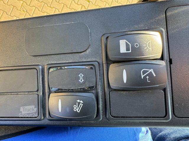 Pelle sur pneus VOLVO EWR150E Mobilbagger mit ROTATOR ENCONG EC319