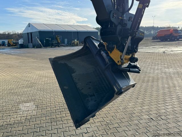 Pelle sur pneus VOLVO EWR150E Mobilbagger mit ROTATOR ENCONG EC319