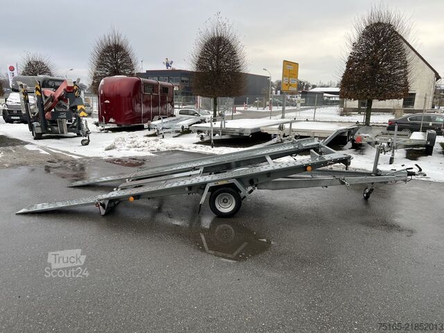 Automašīnu pārvadātājs furgons Pongratz L-AT Autotransporter