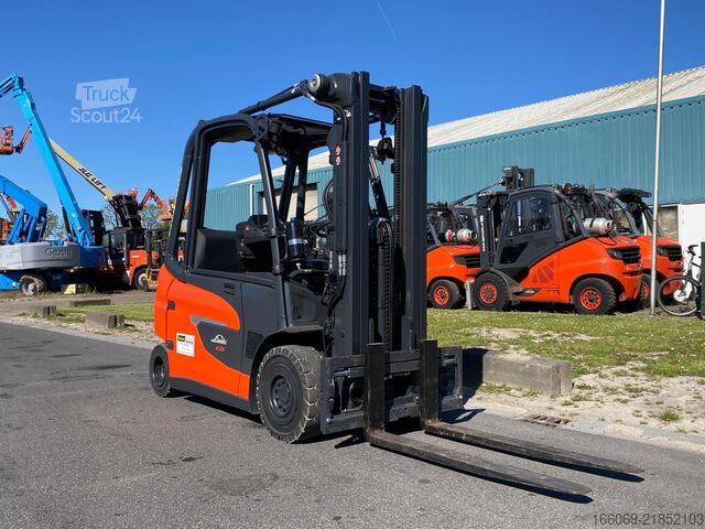 Gaffeltruck Linde E25L-01