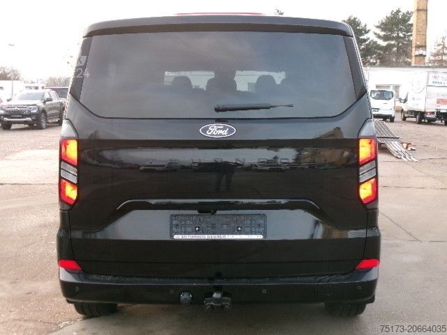Minibus FORD Tourneo Custom 320L2 AT Titanium AHK ACC Stndhz
