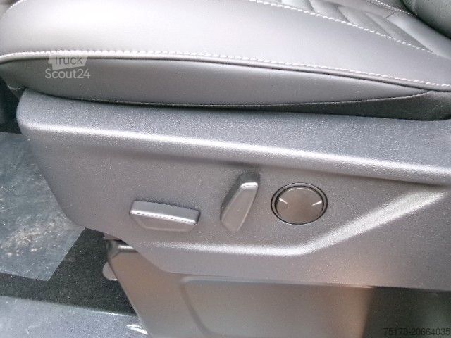 Minibus FORD Tourneo Custom 320L2 AT Titanium AHK ACC Stndhz