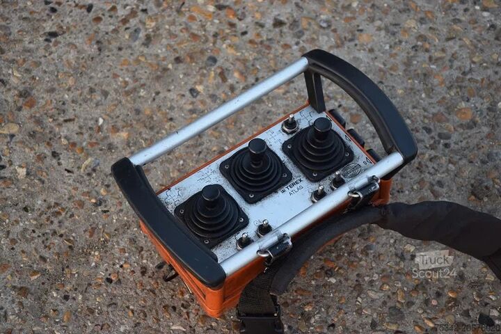 Автокран MAN TGM 18.240