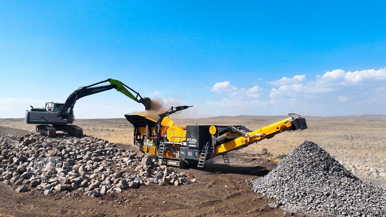 Zeefinstallaties & Breekinstallaties FABO crushing equipment FTJ-1175 mobile jaw crusher