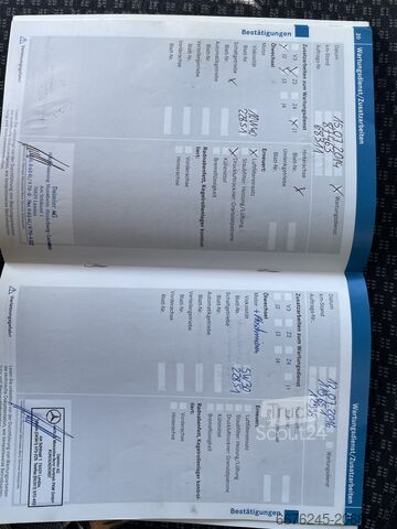 Transporter met koffer Mercedes-Benz Vario 816 D