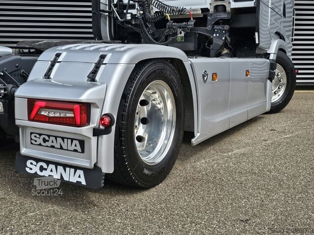 Standaard-SZM Scania S590 V8 4x2 / RETARDER / FULL AIR / 54DKM