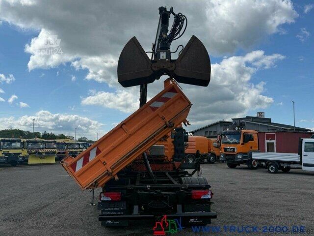 Camion ribaltabile trilaterale MAN TGL 12.220 Meiller Atlas Kran 5+6 Steuerk 146TKM