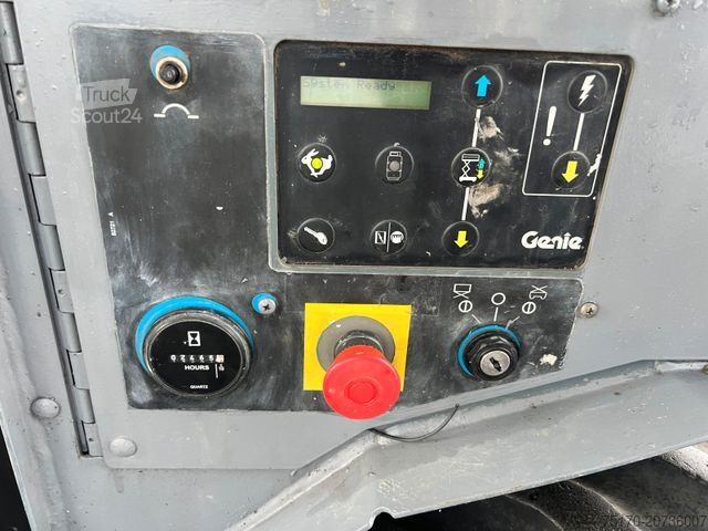Darbo platforma GENIE GS 2668 / 2.465h / Allrad / Arbeitshöhe: 9,90m