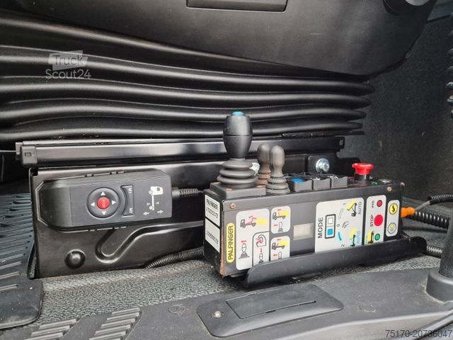 Контейнеровоз з гачком (рол-офф) MERCEDES-BENZ Arocs 2548 L 6x2/4 HAD Palfinger T20A AHK