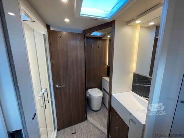 Integriertes Wohnmobil BÜRSTNER Elegance SLC I 920 G*Bestand*Automatik*Luxus**