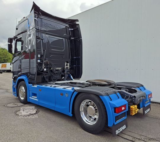 Стандартний тягач SCANIA S 580 A4x2NA V8 Highline ACC Navi Leder 2x Tank