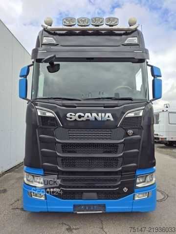 Стандартний тягач SCANIA S 580 A4x2NA V8 Highline ACC Navi Leder 2x Tank