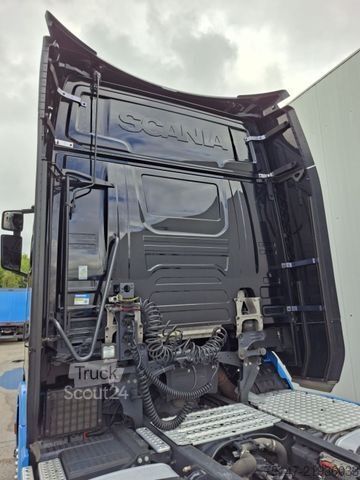 Стандартний тягач SCANIA S 580 A4x2NA V8 Highline ACC Navi Leder 2x Tank