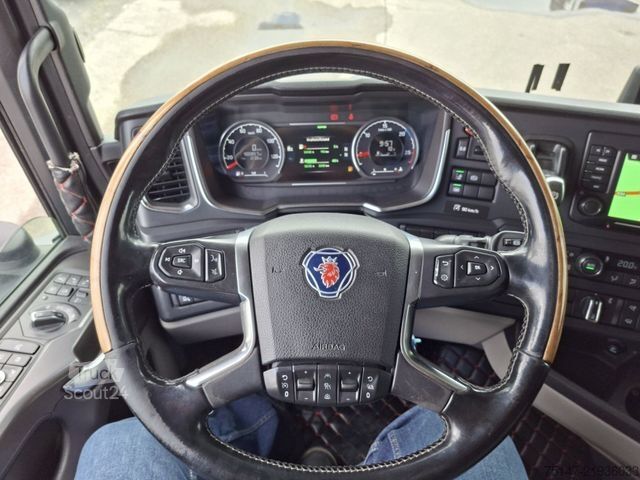 Стандартний тягач SCANIA S 580 A4x2NA V8 Highline ACC Navi Leder 2x Tank