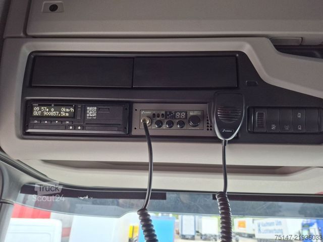Стандартний тягач SCANIA S 580 A4x2NA V8 Highline ACC Navi Leder 2x Tank