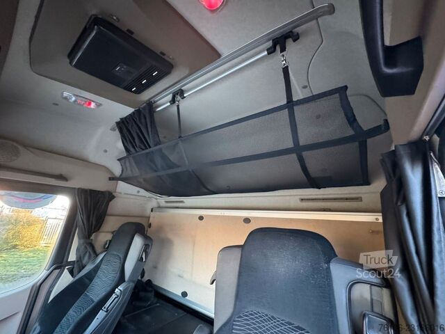 Vrachtwagen met bakwagen MERCEDES-BENZ Actros 2545 6x2 Getränkewagen