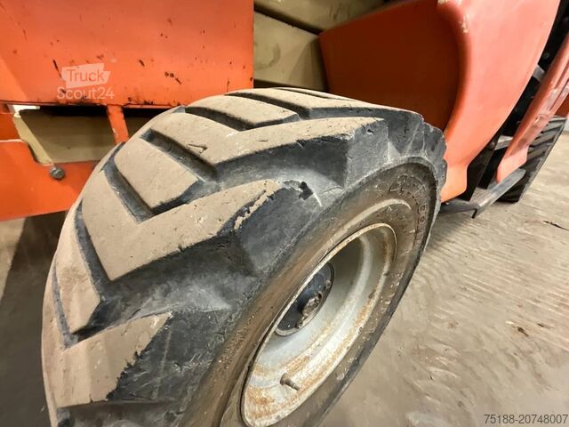 Elevador de tesoura JLG 3394 RT