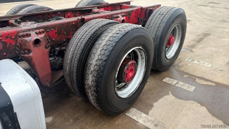 Kabinli şasi Scania 124 - 400 (MANUAL PUMP / 6X2 / BIG AXLE / GRAND...