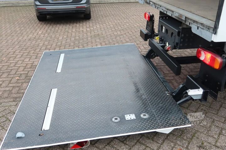 Soğutmalı/dondurulmuş taşıma DAF LF 290 Koel/Vries+ Klep 1500 kg Thermoking T 600R