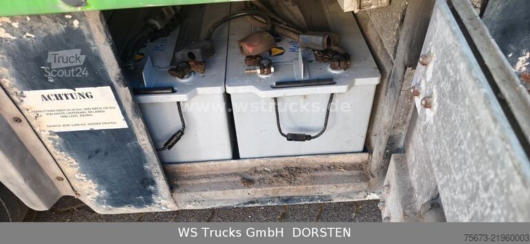 Hestetransporthenger PEZZIOLI 2 Stock RBA31F ausfahrbares Dach Viehanhänger