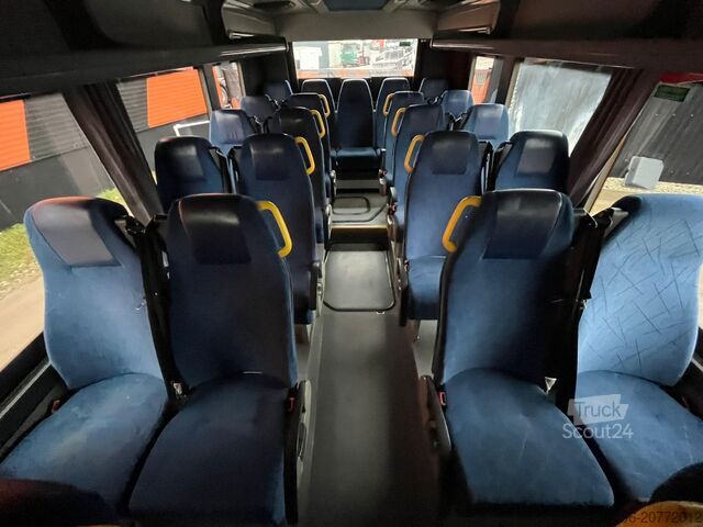 Şehir otobüsü Volvo B12B 8500 6x2*4 EURO 5 / AC / AUXILIARY HEATING