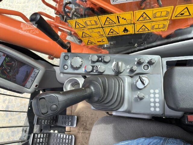 Kettenbagger Hitachi ZX135US-6