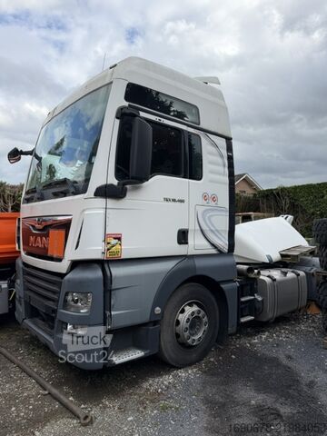 Tractor estándar MAN TGX 18 460. XXL