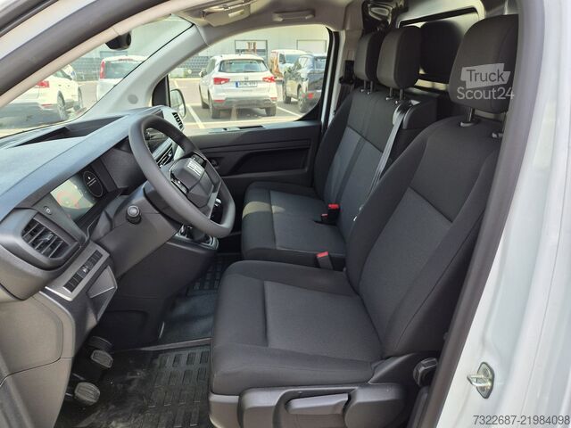 Панелен ван Fiat Scudo L2 120 PS AHK Klima R-Kamera Carplay Innenausbau