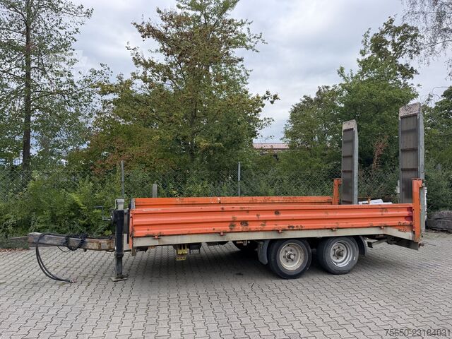 Lågbyggd trailer Möslein TT 105 Schwebheim  Tandemtieflader
