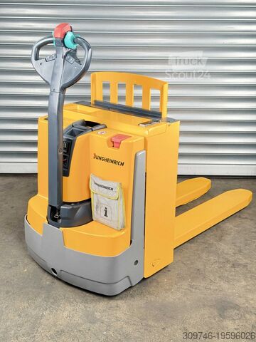 Wózek niskiego podnoszenia dla pieszych Jungheinrich EJE C20Service Neu - Batterie 85% - 2t - Nur 1.766 Std.