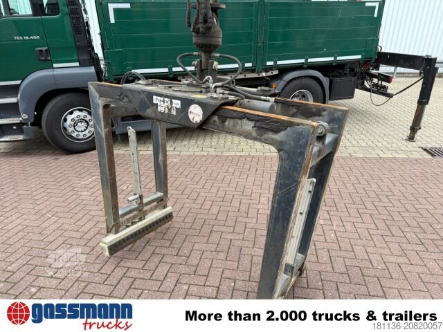 Gru montata su autocarro Kinshofer 332-V-1100 Palettenzange