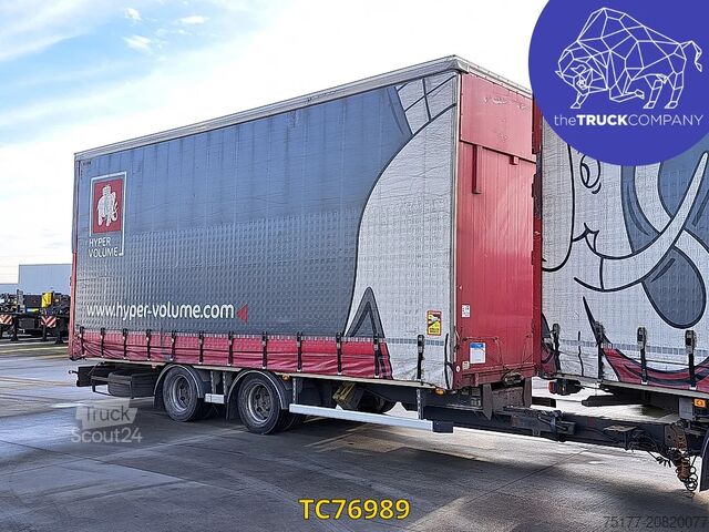 Posuvné plachty Fruehauf