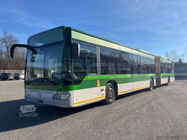 Autocarro articulado Mercedes-Benz O 530