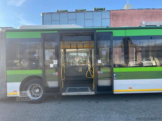 Autocarro articulado Mercedes-Benz O 530