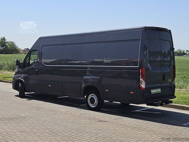 Kombi med högt tak IVECO DAILY 35S18 L4H2 3.0Ltr Automaat