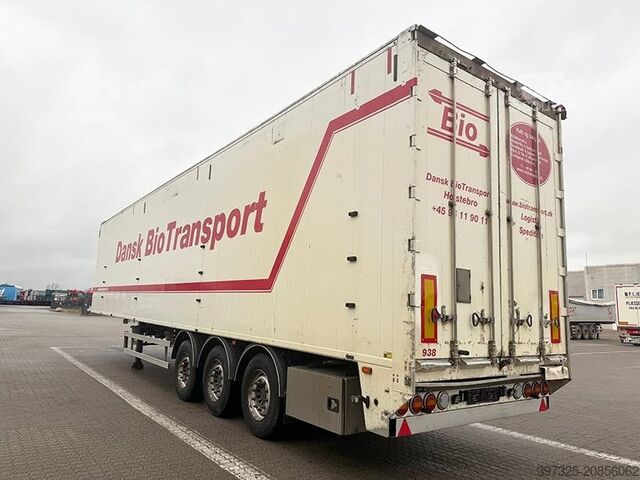 Premikanje tal KLC Walkingfloor / Schubbodenauflieger