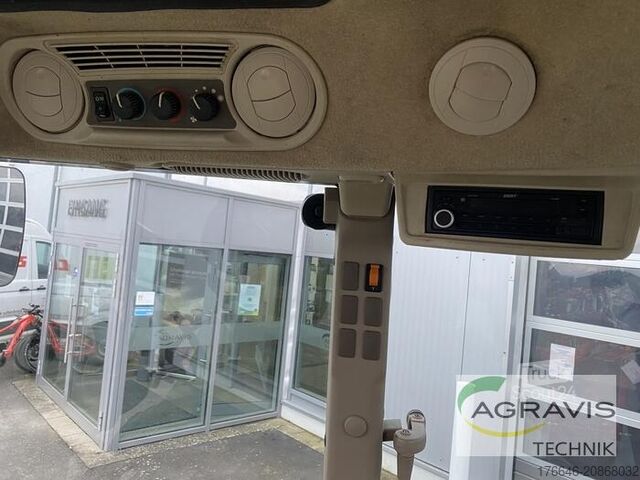 Tractor John Deere 5100 R