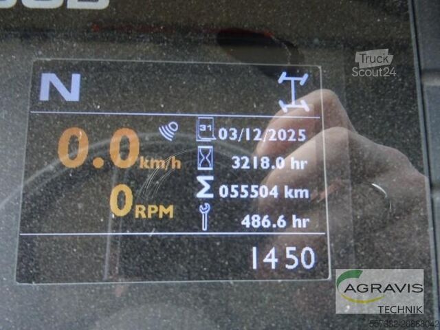 Traktor JCB FASTRAC 4220