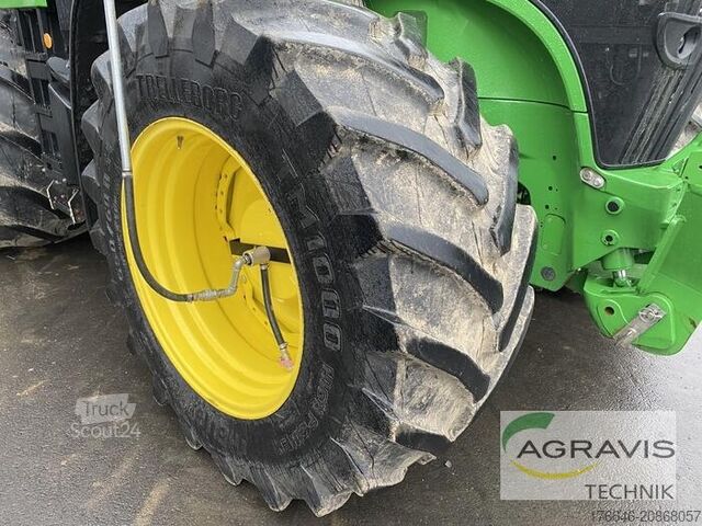 Tractor John Deere 7R310
