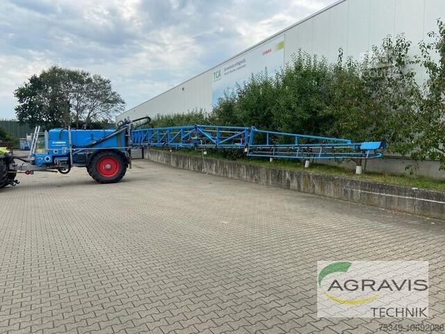Postrekovač pesticídov Lemken ALBATROS 9/5000