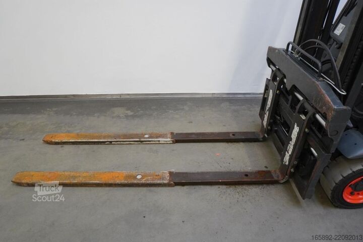 Viličar Linde E 14 EVO 386-02